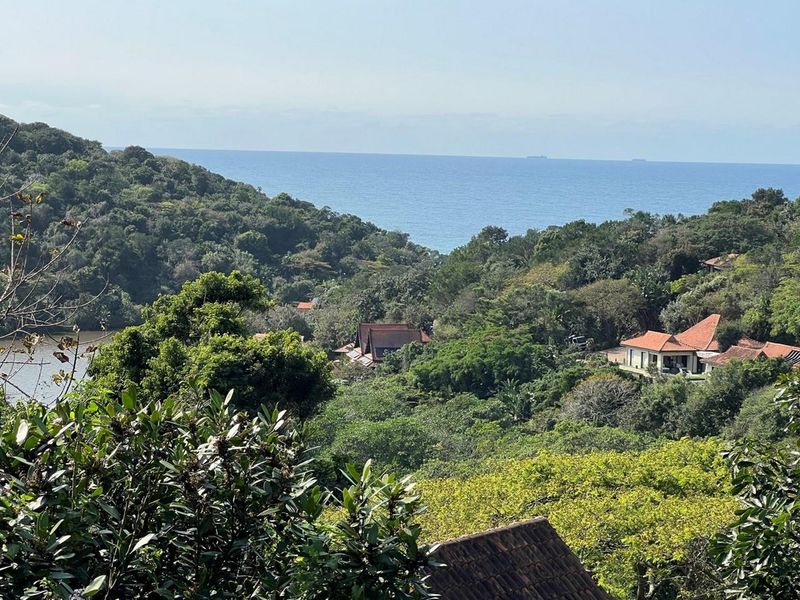 5Bedroom Family Home plus Flat in Zimbali - Photo 3