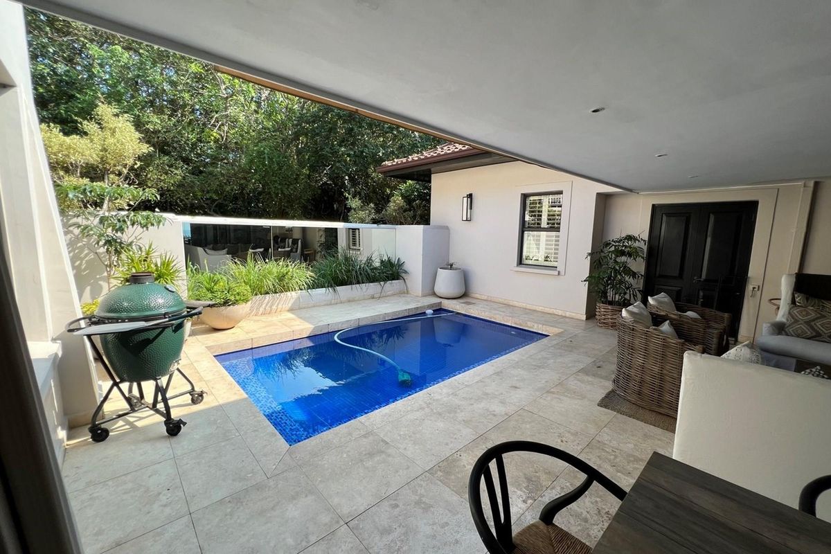 5Bedroom Family Home plus Flat in Zimbali - Photo 4