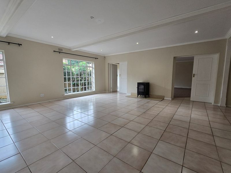 HIGH YIELD INVESTMENT IN BELOVED BEDFORDVIEW - Photo 9