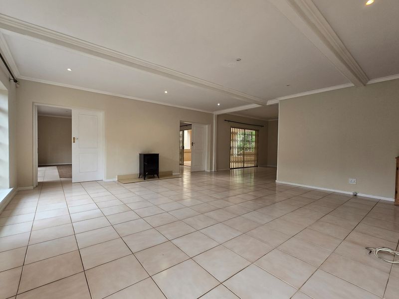 HIGH YIELD INVESTMENT IN BELOVED BEDFORDVIEW - Photo 7