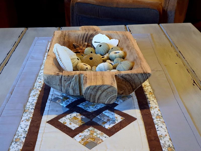 A Handcrafted Log Home Masterpiece in Boggomsbaai - Photo 6
