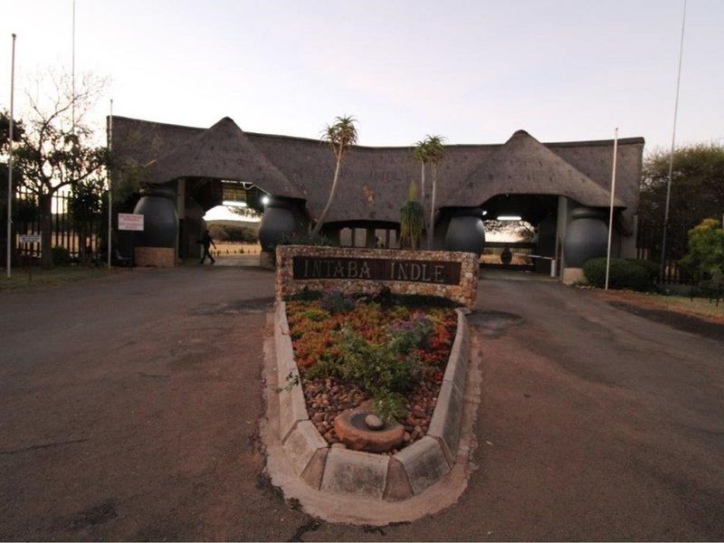 Intaba-Indle - Breathtaking mountain and game reserve  views - Bushveld vacant land - Tar Roads - Photo 7
