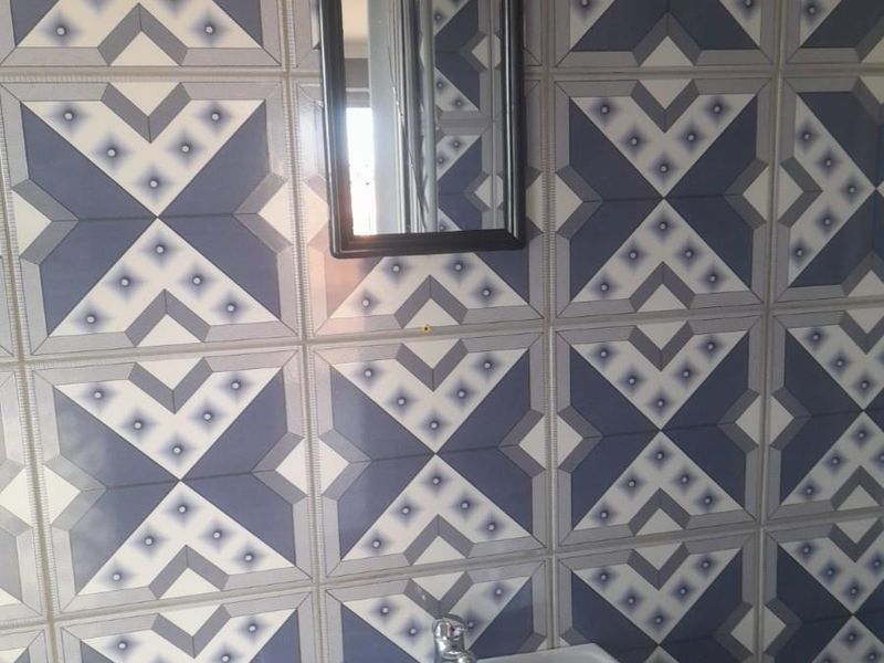 Investment Propety with 8 x Barchalor units, Looking for a Cash Buyer - Photo 9