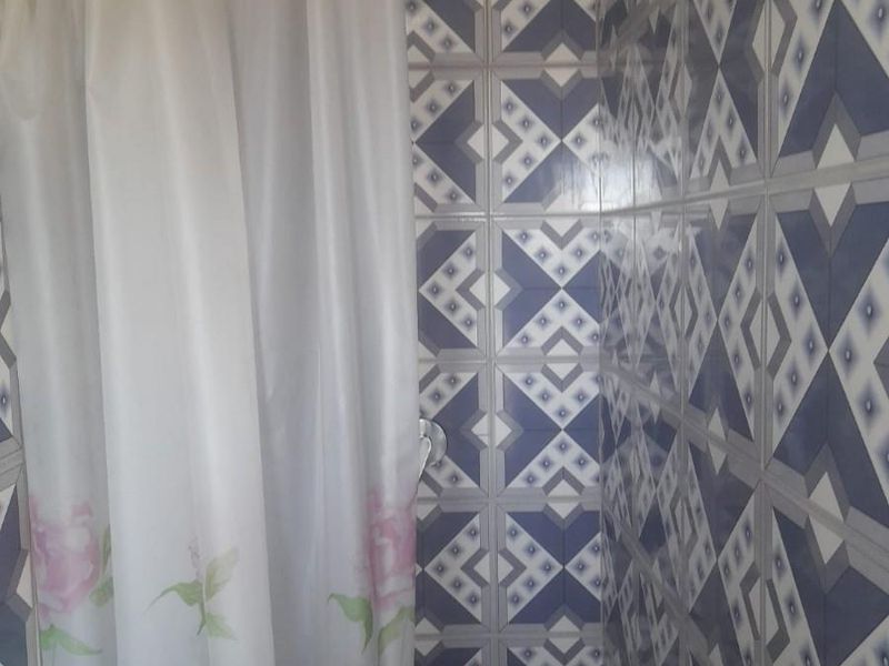 Investment Propety with 8 x Barchalor units, Looking for a Cash Buyer - Photo 10