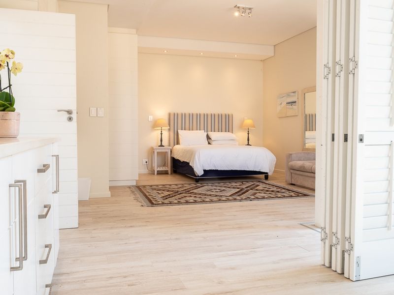 Exclusive Beachfront Estate for Sale in Keurboomstrand - Photo 7