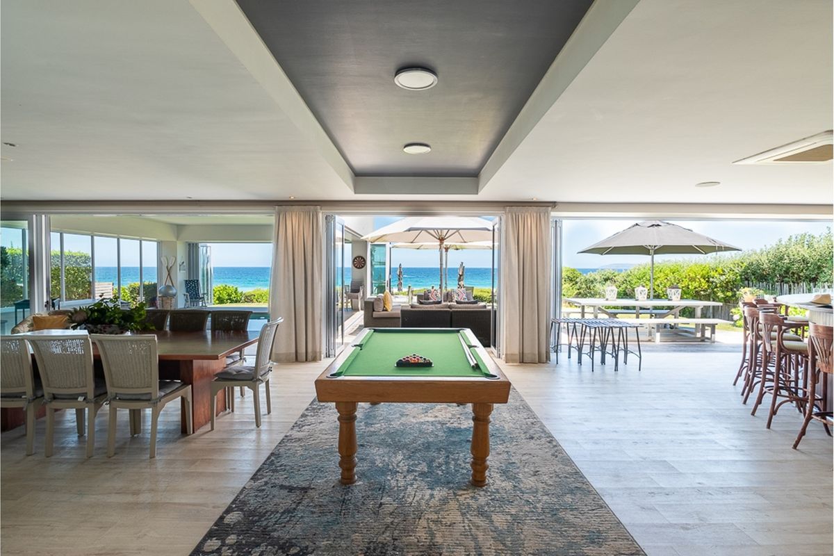 Exclusive Beachfront Estate for Sale in Keurboomstrand - Photo 3