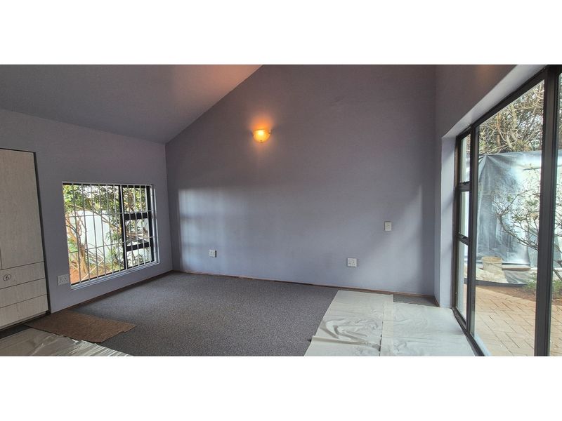 Beautiful Family Home with Views For Rental in Observatory - Photo 10