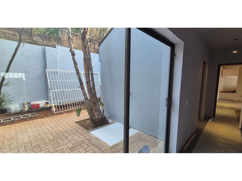 Beautiful Family Home with Views For Rental in Observatory - Photo 8