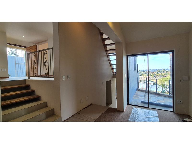 Beautiful Family Home with Views For Rental in Observatory - Photo 5