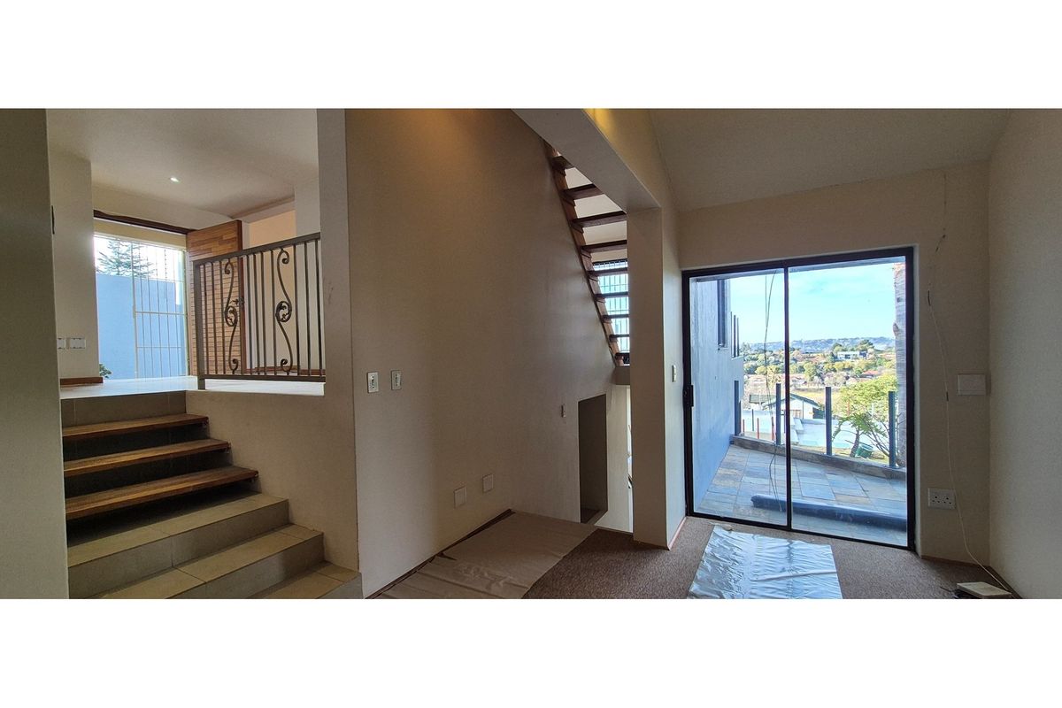 Beautiful Family Home with Views For Rental in Observatory - Photo 5
