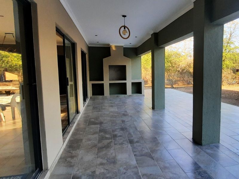 Modern Tranquil Home with Pool in Marloth Park - Photo 6