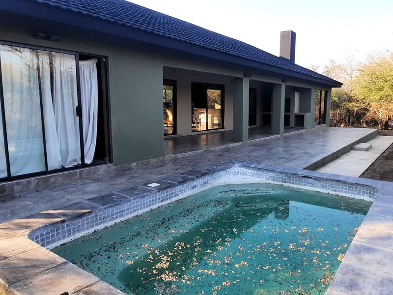 Modern Tranquil Home with Pool in Marloth Park - Photo 7