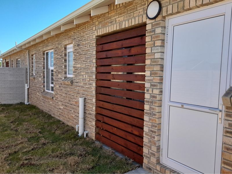 Brand-New Semi-Detached Townhouses in Mimosa Village, Fairview - No Transfer and No Bond Costs - Photo 9