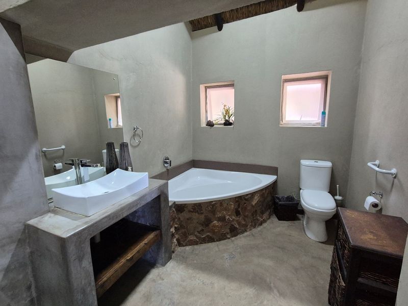 Private Nature Reserve - Photo 8