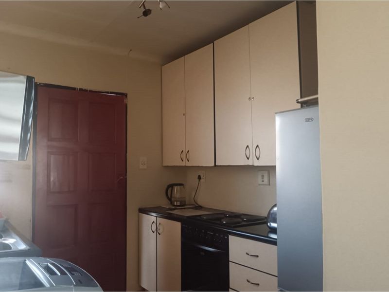 "Cosmo City Ext 7 Gem: Modern 2-Bedroom Home for Sale" - Photo 8