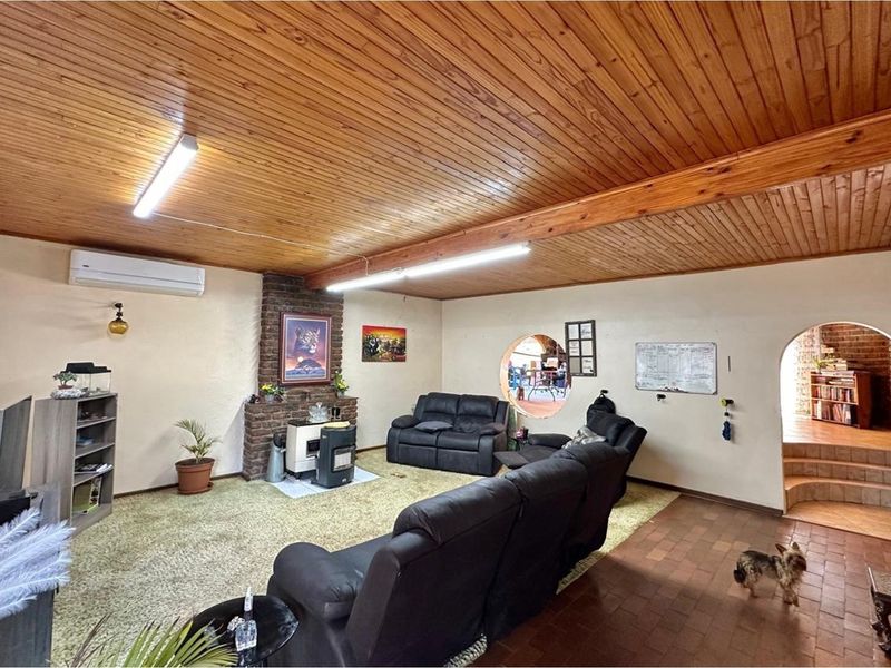 "Where Spacious Living Meets Serene Comfort" - Photo 8