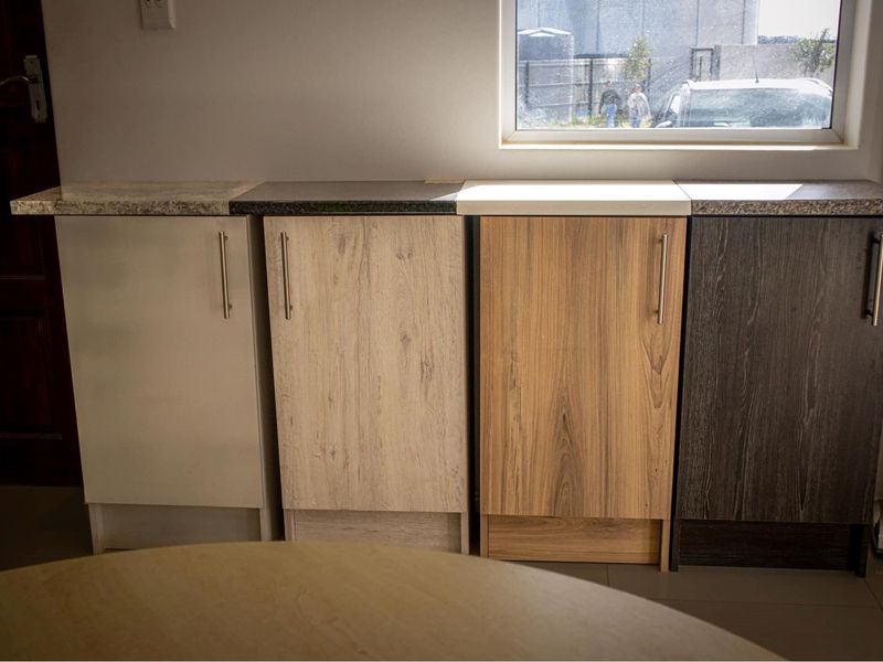 New Plot and Plan 4 Bedroom Home in Mountain Ridge Estate, Paarl - Photo 4