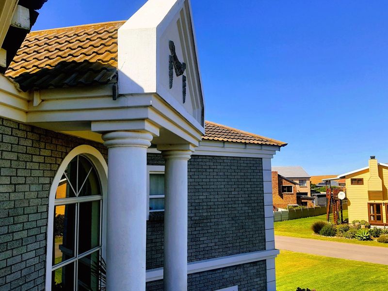Elegant Double-Story Home with Sea Views - Photo 2