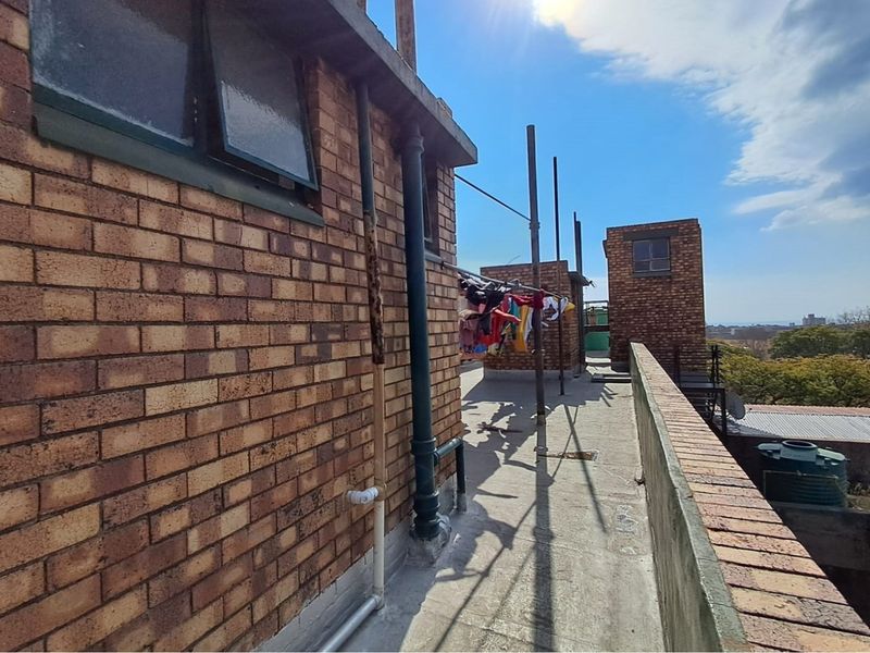 Investment Opportunity - Fully Occupied Block of Flats in Yeoville - Photo 9