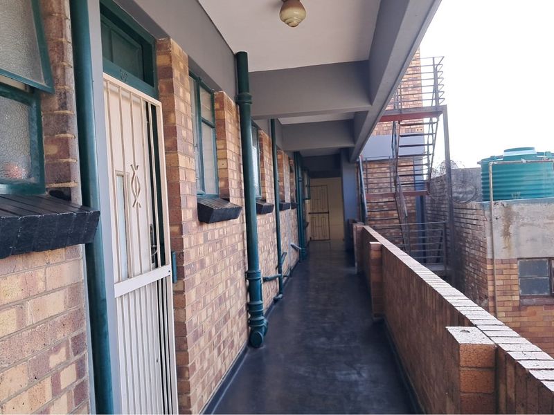 Investment Opportunity - Fully Occupied Block of Flats in Yeoville - Photo 6