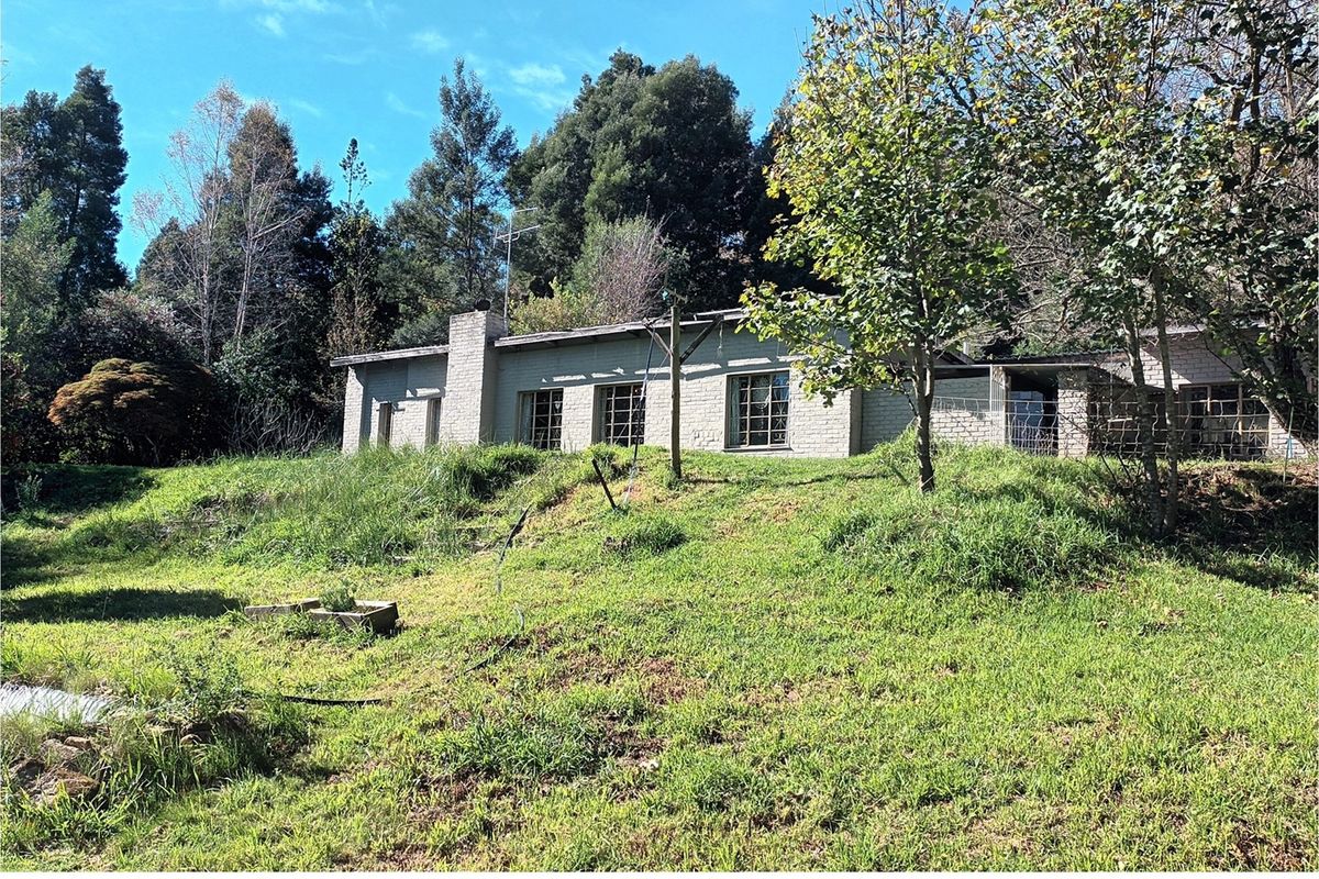 HOUSE FOR SALE - HOGSBACK - Photo 2