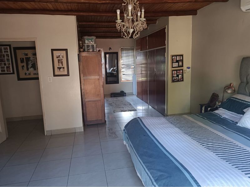 House For Sale in Doringkruin Klerksdorp North West - Photo 6