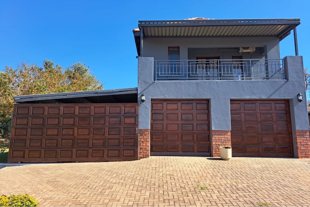 Home where modern luxury meets nature’s tranquility! - Photo 2