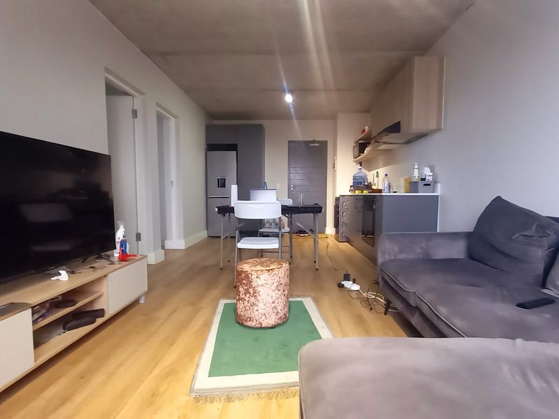 Spacious, newly built, 2 bedroom apartment available in Conradie Park Pinelands - Photo 9