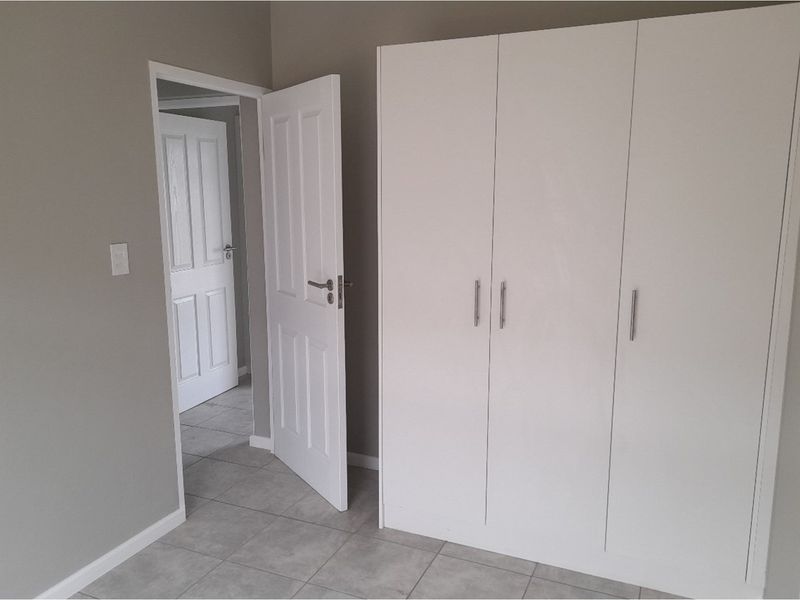 For Sale: Modern 2-Bedroom Unit in Secure Estate at Umlele Hills - Kidds Beach - Photo 6