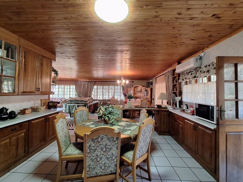 Charming Kranspoort Bushveld Home with Views and Wildlife | Fully Furnished - Photo 3