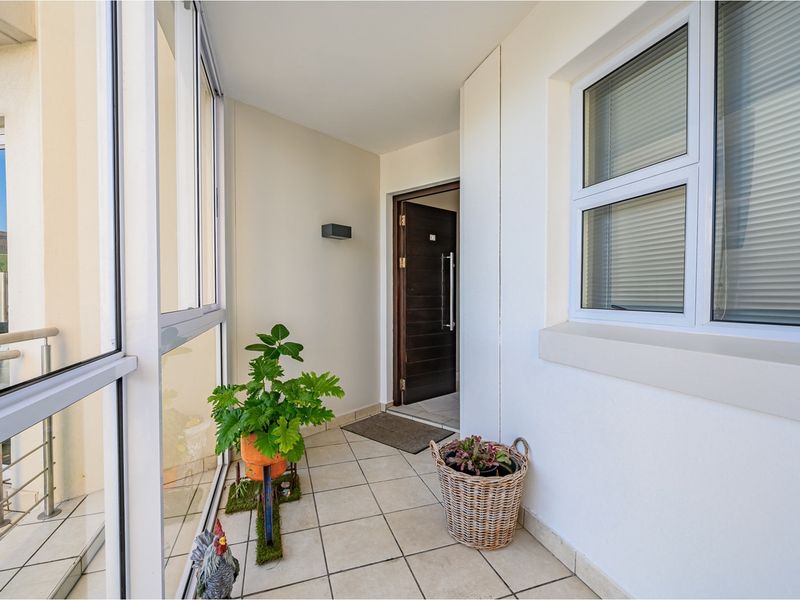 "Spacious 3-Bedroom Gem in St Georges Park" - Photo 5