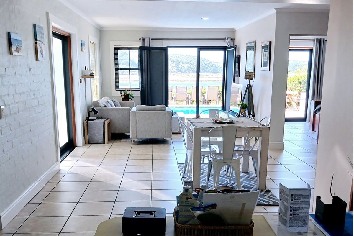 2 Bed, 1 Bath Holiday Cottage in Westford Bridge Eco Estate, Knysna - Photo 4