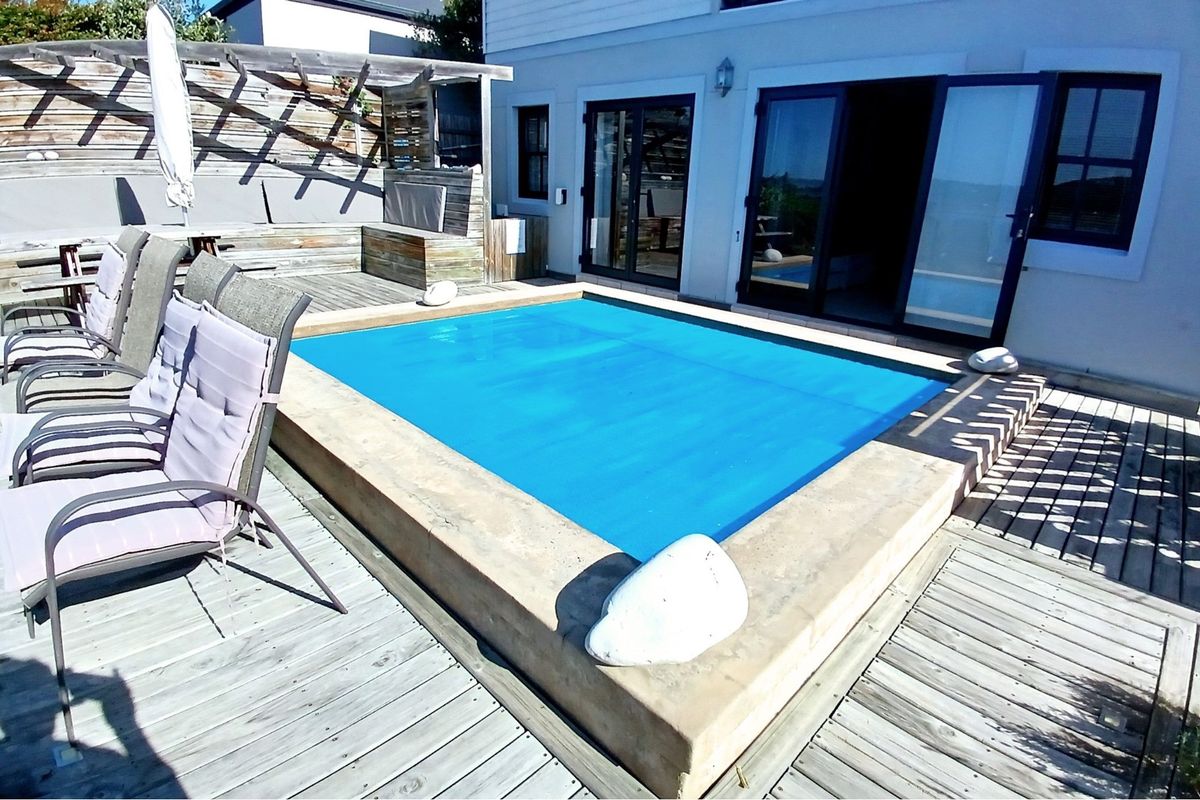 2 Bed, 1 Bath Holiday Cottage in Westford Bridge Eco Estate, Knysna - Photo 2