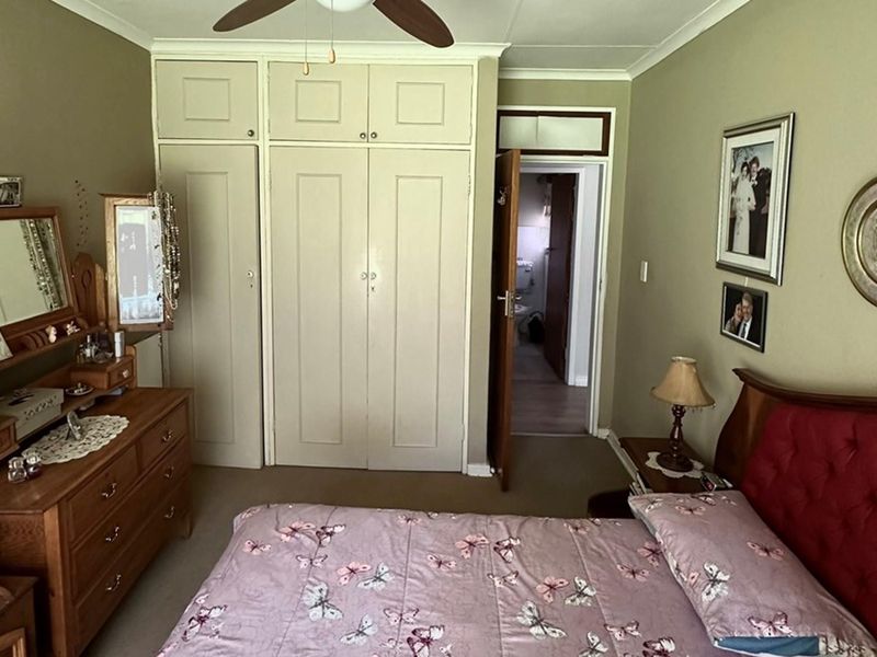 Where luxury meets comfort, welcome home to timeless elegance. - Photo 8