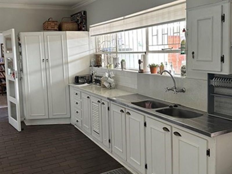 Where luxury meets comfort, welcome home to timeless elegance. - Photo 5