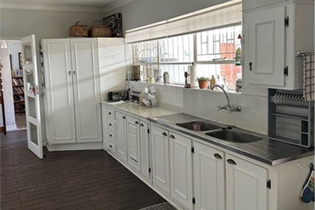 Where luxury meets comfort, welcome home to timeless elegance. - Photo 5