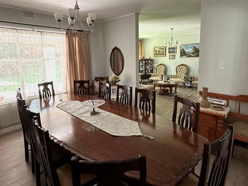 Where luxury meets comfort, welcome home to timeless elegance. - Photo 4