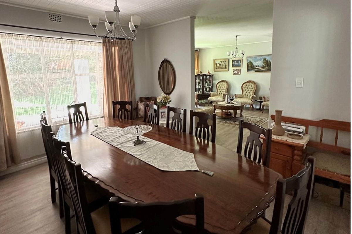 Where luxury meets comfort, welcome home to timeless elegance. - Photo 4