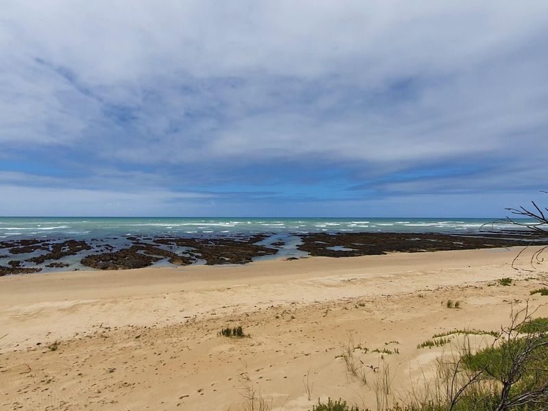 Paradise Beach cul-de-sac bliss near the sea - Photo 6