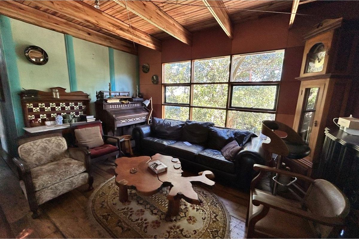 A Home with a Difference - Coastal Living in Sunrise-on-Sea - Sea View - Photo 5