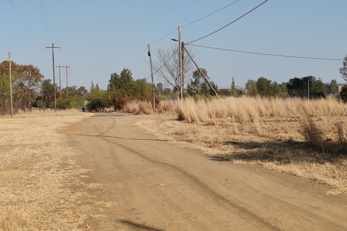 ORANJEVILLE * FREE STATE * VACANT STAND *  1996 SQM * BEAUTIFUL STAND * R95 000.00 - Photo 5