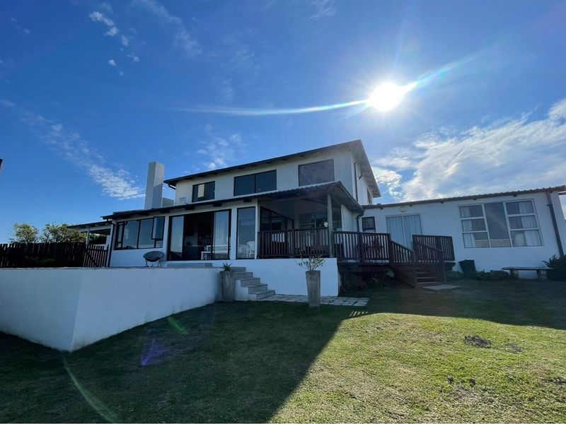 Country, coastal living in Secure Glen Eden Gated Community - Photo 3