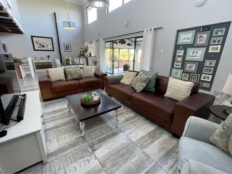 Country, coastal living in Secure Glen Eden Gated Community - Photo 9