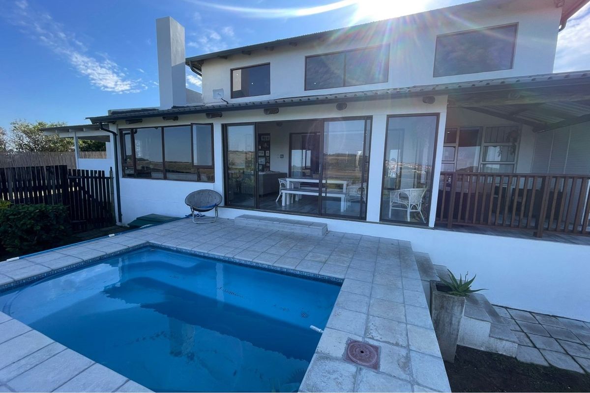 Country, coastal living in Secure Glen Eden Gated Community - Photo 2