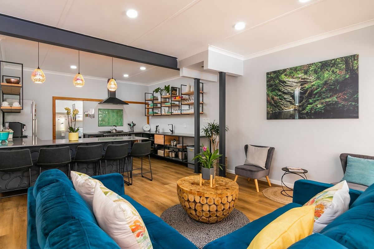 Villa for Large Group on Holiday - Photo 4