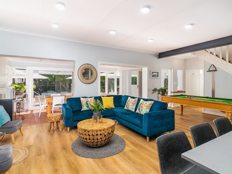 Villa for Large Group on Holiday - Photo 6