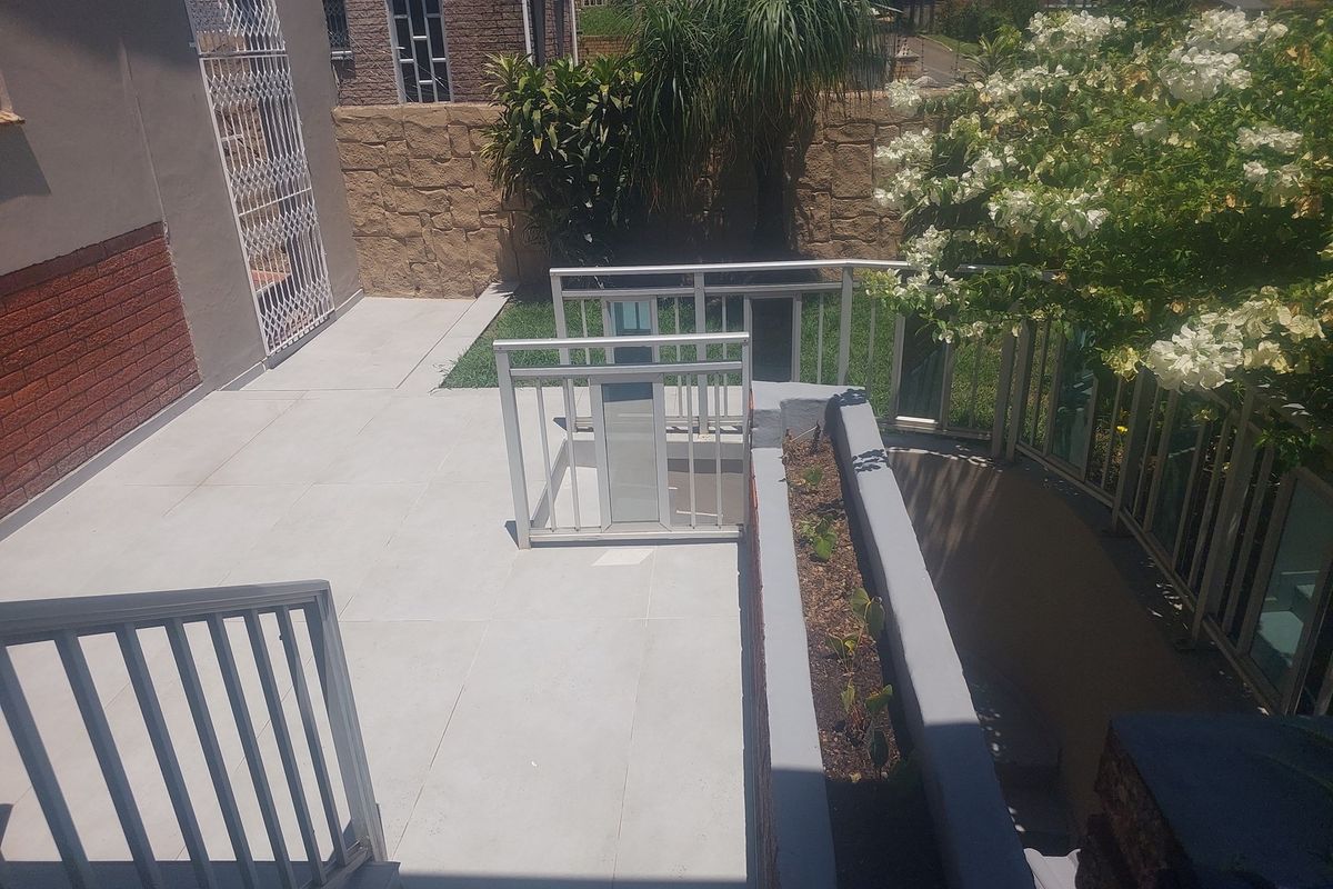 4 Bedroom Home Has A Perfect Fit - Photo 2