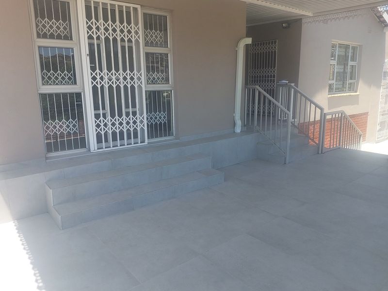 4 Bedroom Home Has A Perfect Fit - Photo 3