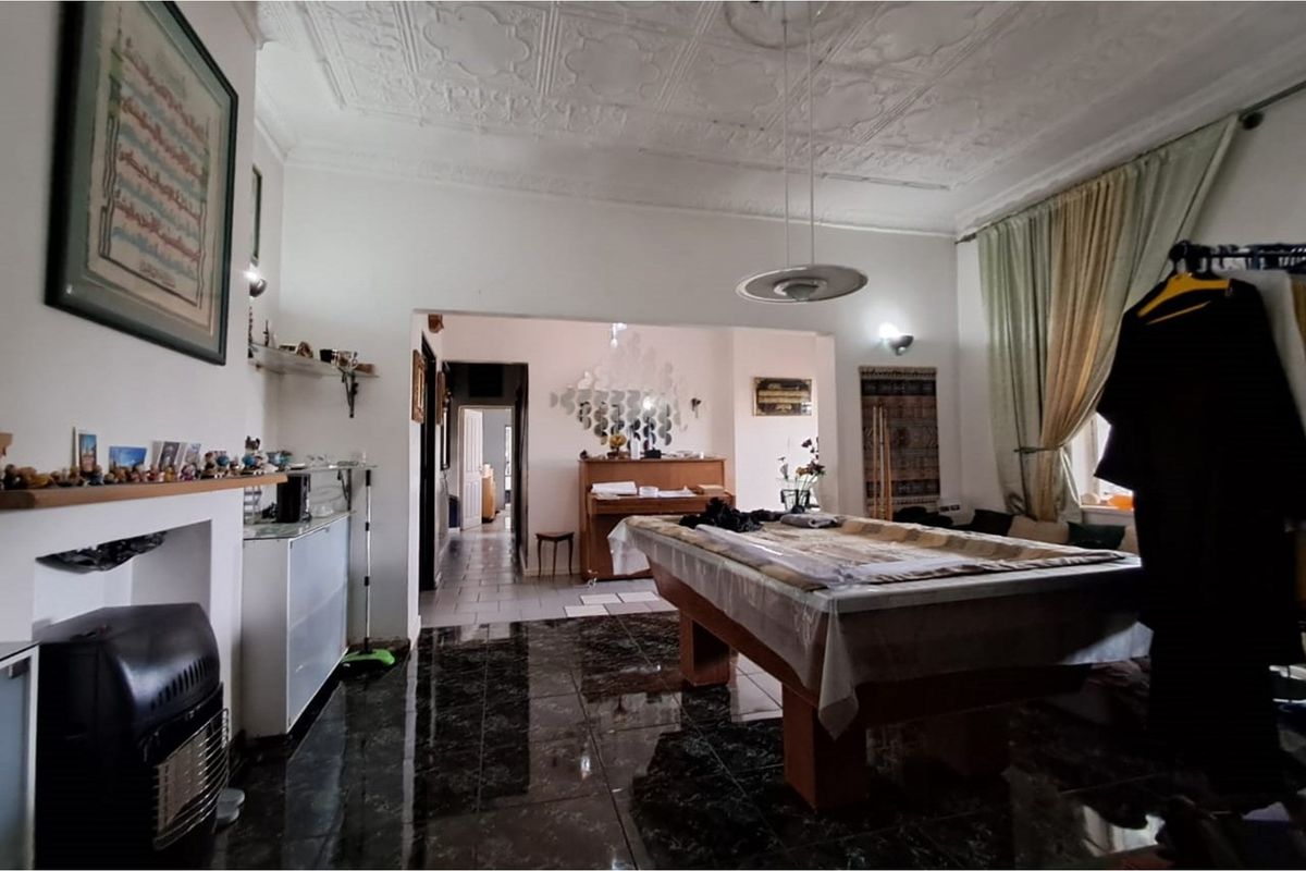 **FOR SALE: 4-BEDROOM HOUSE in Kensington, Johannesburg** - Photo 3
