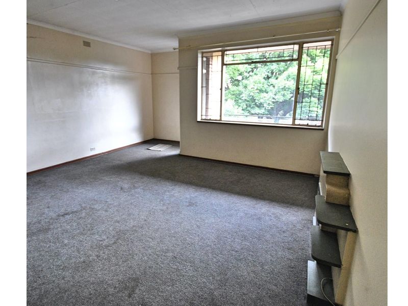 Bachelor unit for sale - Vanderbijlpark - Photo 2